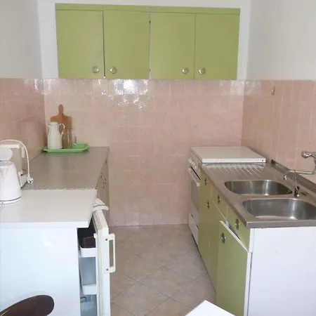Apartment In 17860 Supetarska Draga
